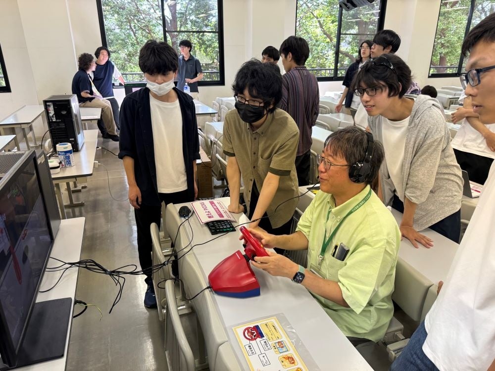 大阪電気通信大学がインディーゲーム国内最大級のイベント「BitSummit Drift／ビットサミット ドリフト」で学...