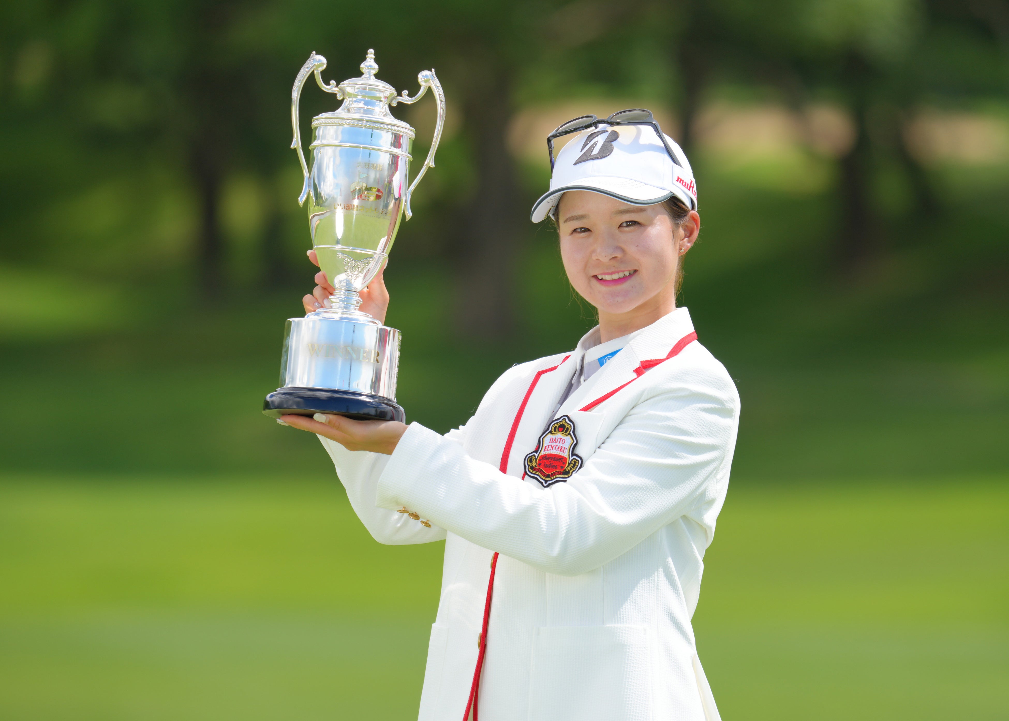 川﨑春花 ブリヂストンゴルフのボールで国内女子ツアー4勝目！