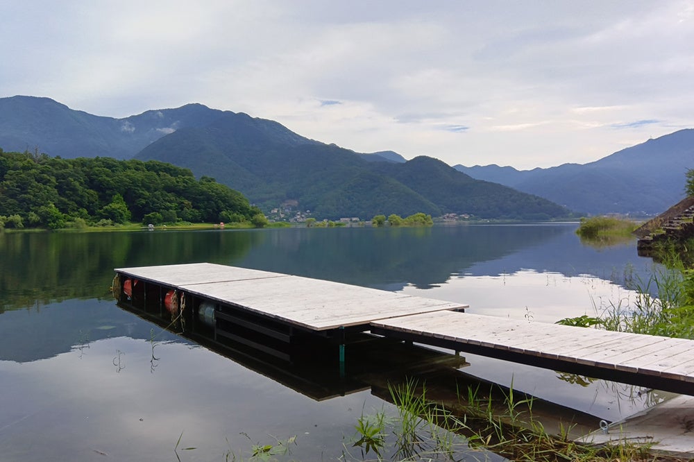 夏キャンプと水上アクティビティを一緒に楽しめる！山梨県・富士五湖のひとつ“河口湖”湖畔のキャンプ場『CAMP...