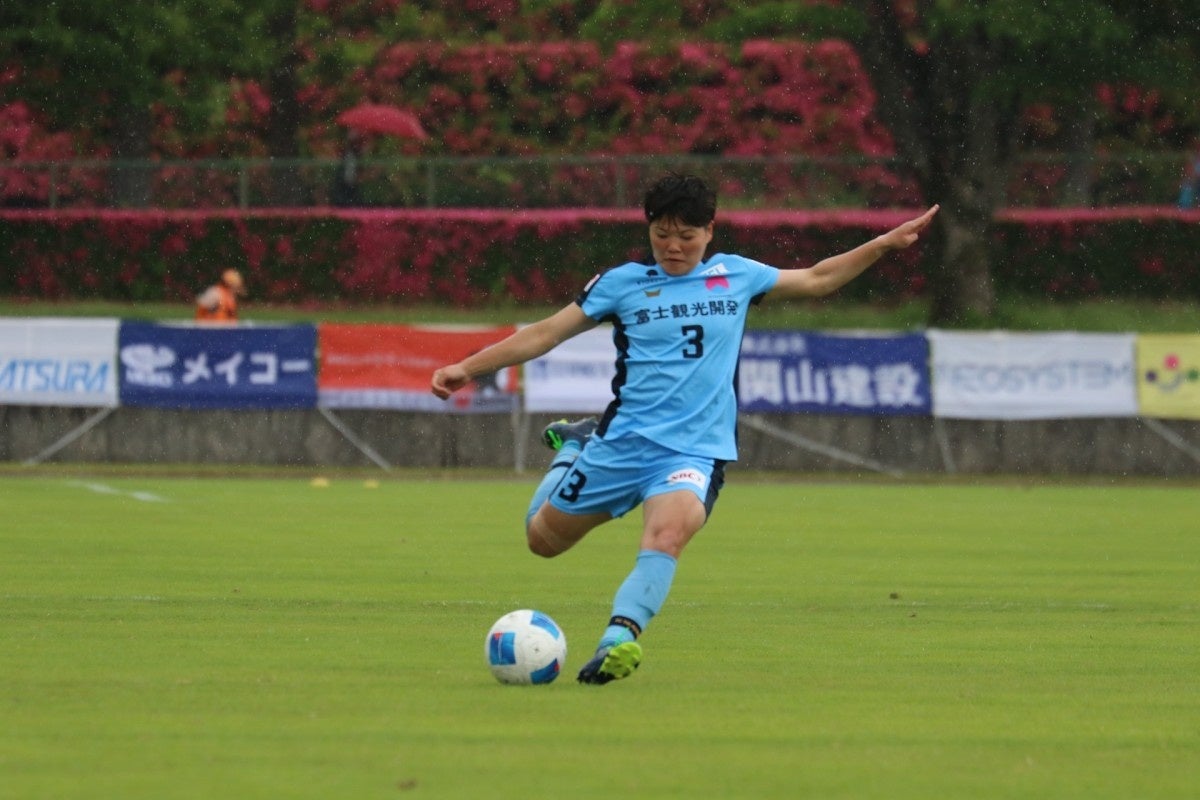 FCふじざくら山梨を応援！松岡沙由理選手企画「なでしこリーグ観戦応援ツアー」開催