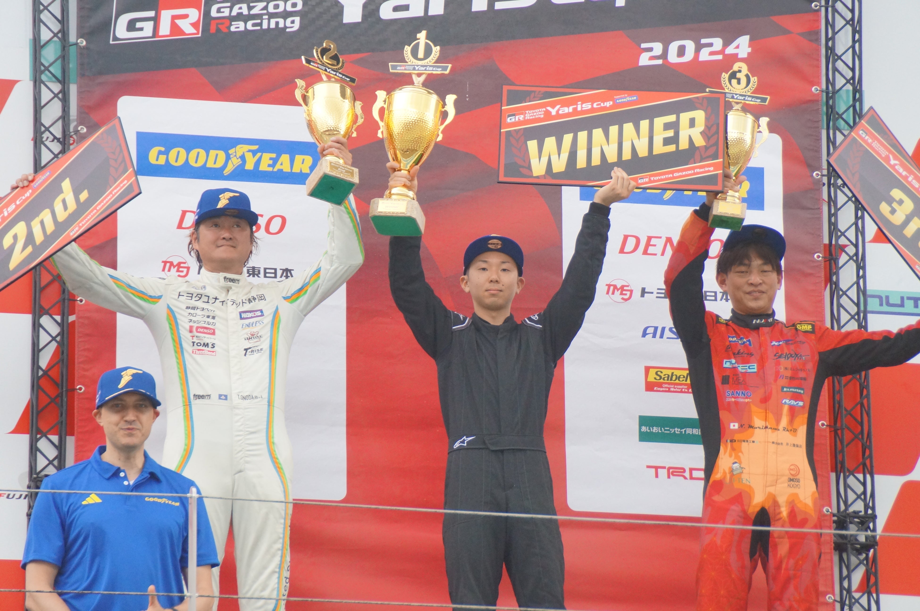 W優勝 ＆ Wポールトゥウィン！NETZ TOYAMA Racing Yaris Cup初優勝！GR 86/BRZ Cupは松井孝允が3度目の優勝！