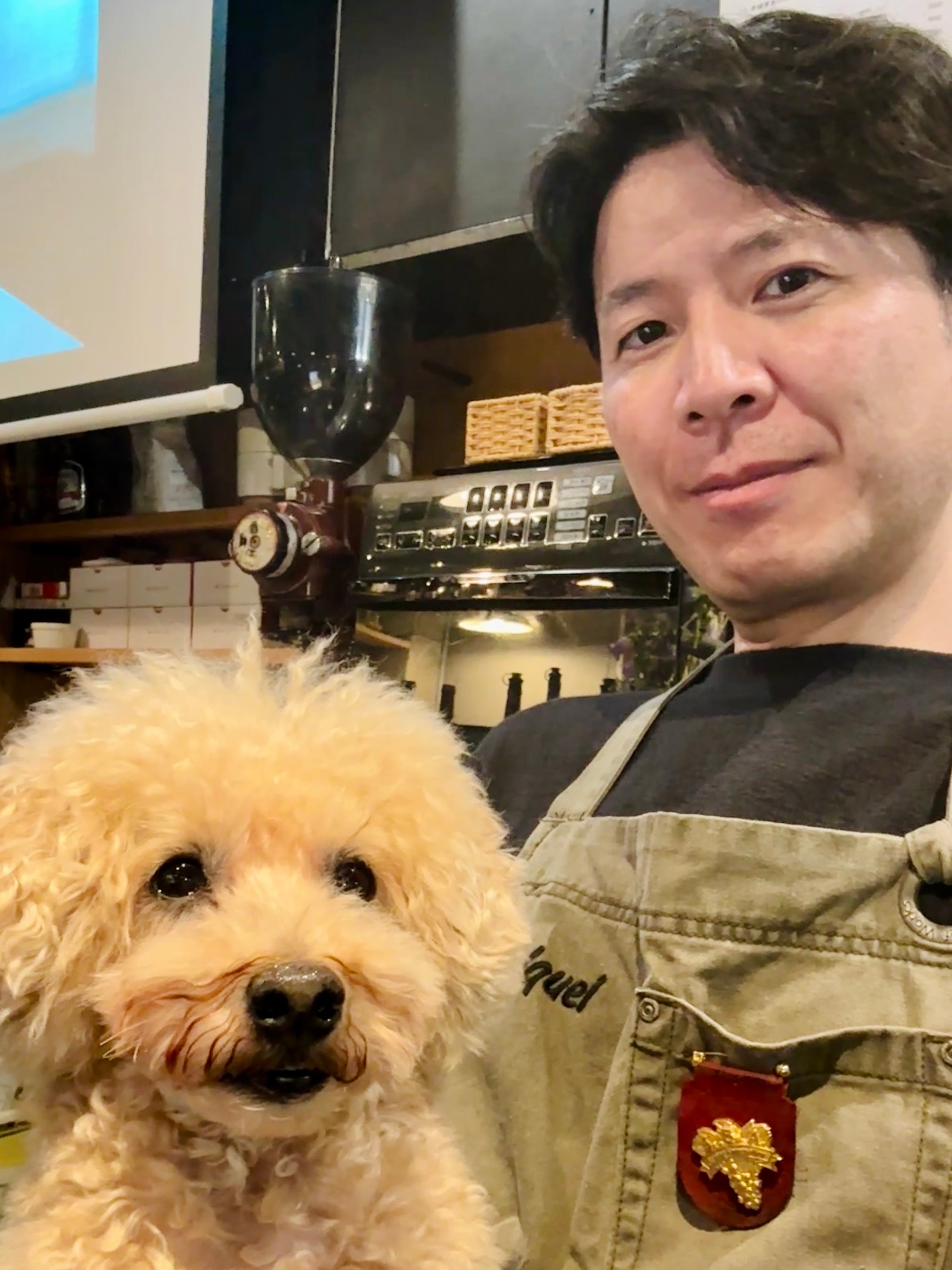 愛犬と一緒に楽しむ新しいワイン体験が神楽坂に登場！〜「神楽坂ワインスタンド et du vin（エデュヴァン）」...