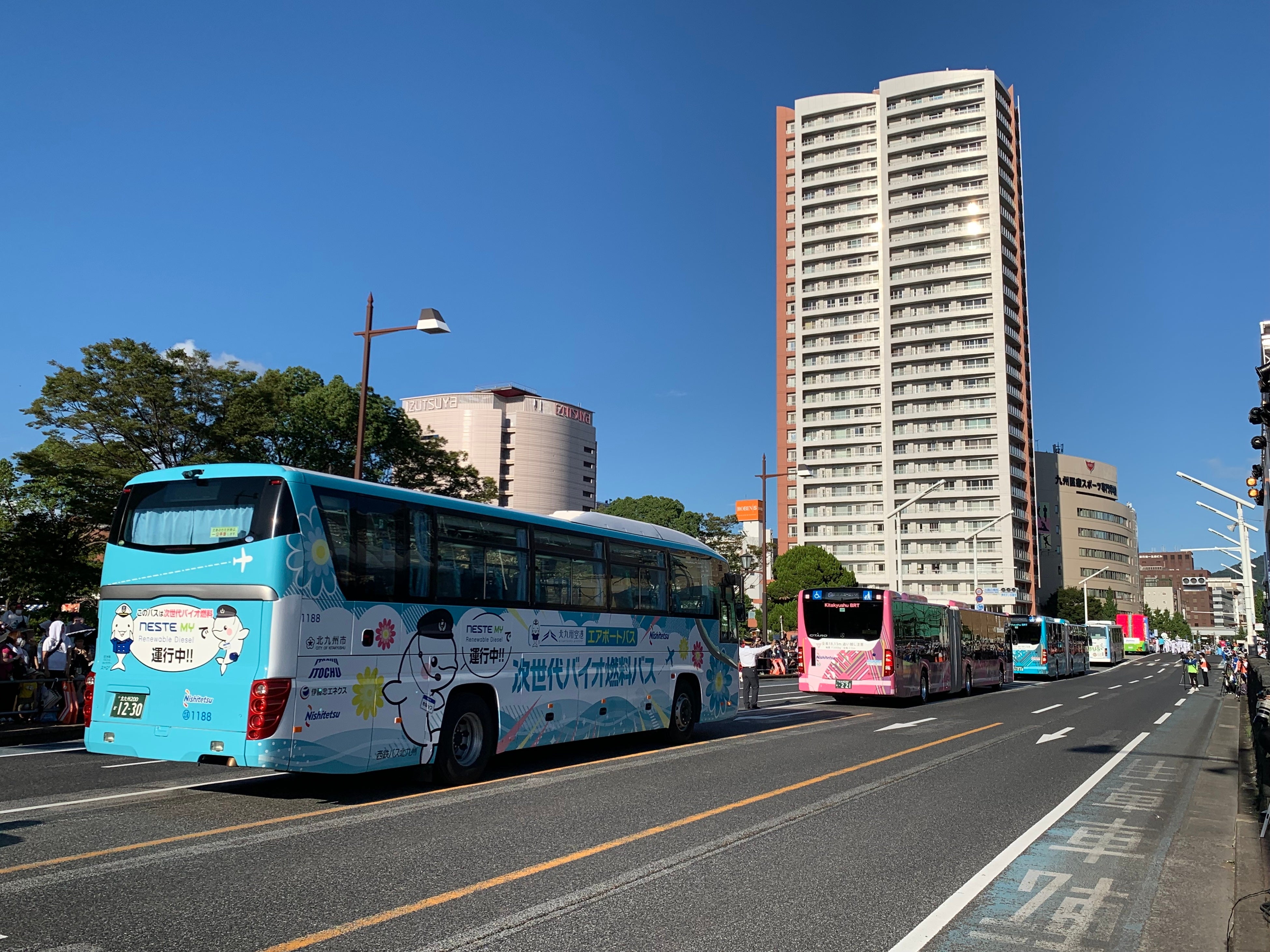 今年も"にしてつ花自動車"が北九州の街を走ります！