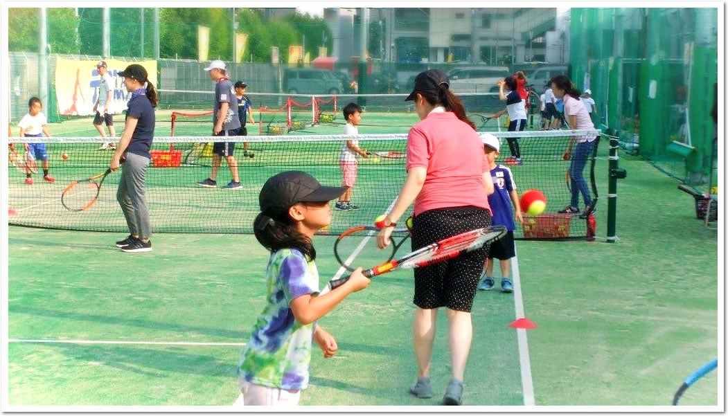 夏休み恒例　地域の人気イベント「なかよし親子テニス 無料体験会」の募集を開始　7/15(月祝)～8/18(日)