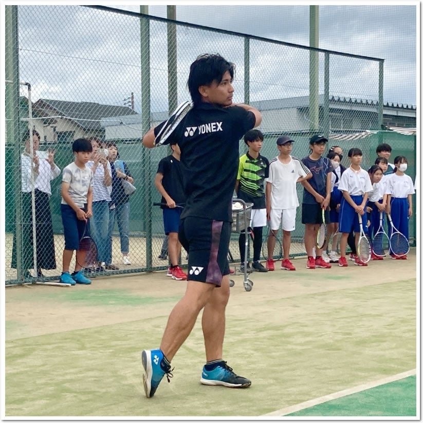 スター軍団 YONEX 実業団チーム　伊藤 幹 選手によるソフトテニス指導イベントは大好評のうちに終了！