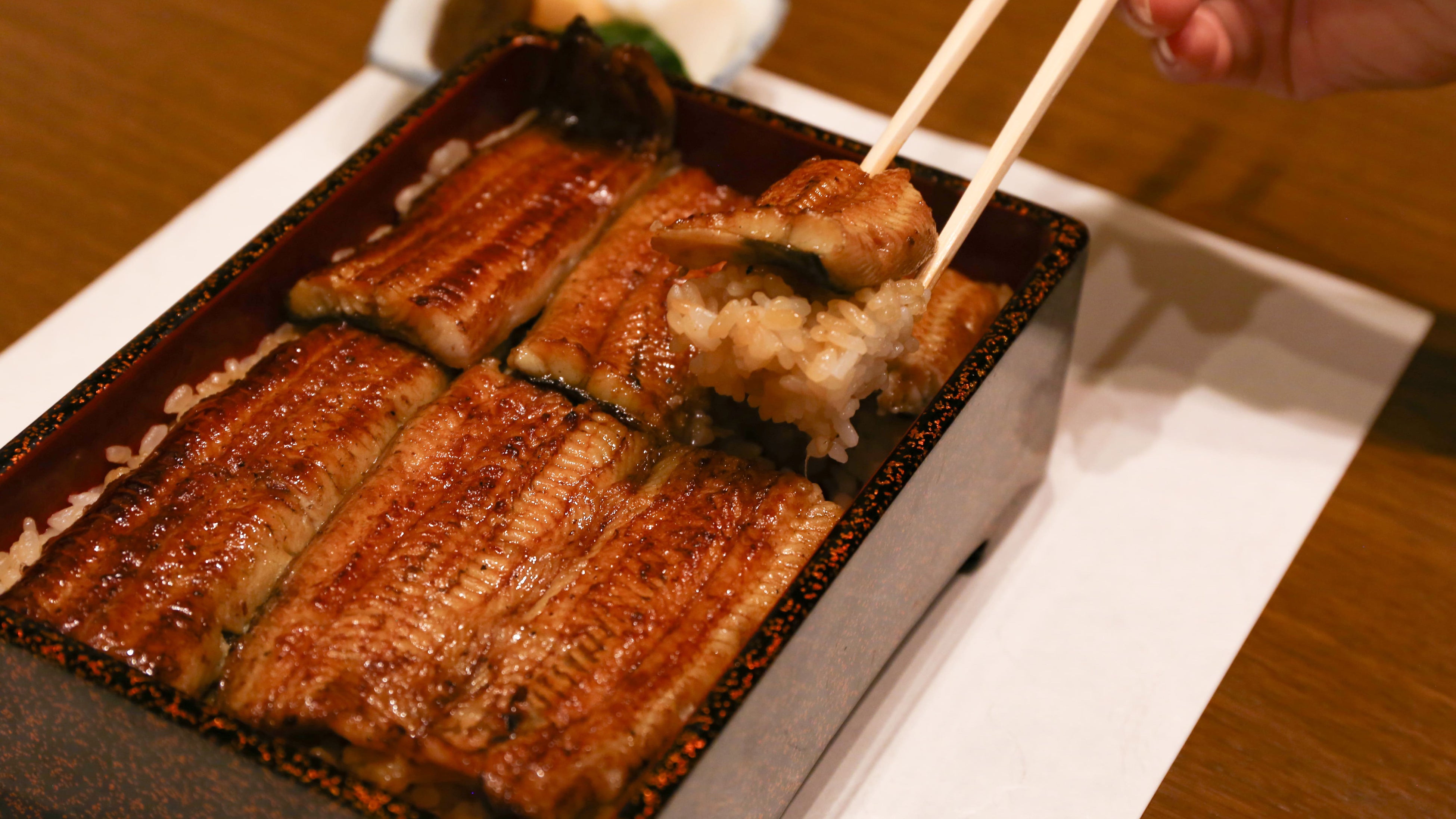 うなぎ食べ継ぐプロジェクト（うなつぐプロジェクト）の対象となる特別メニュー「うなつぐ重」が八重洲 鰻は...