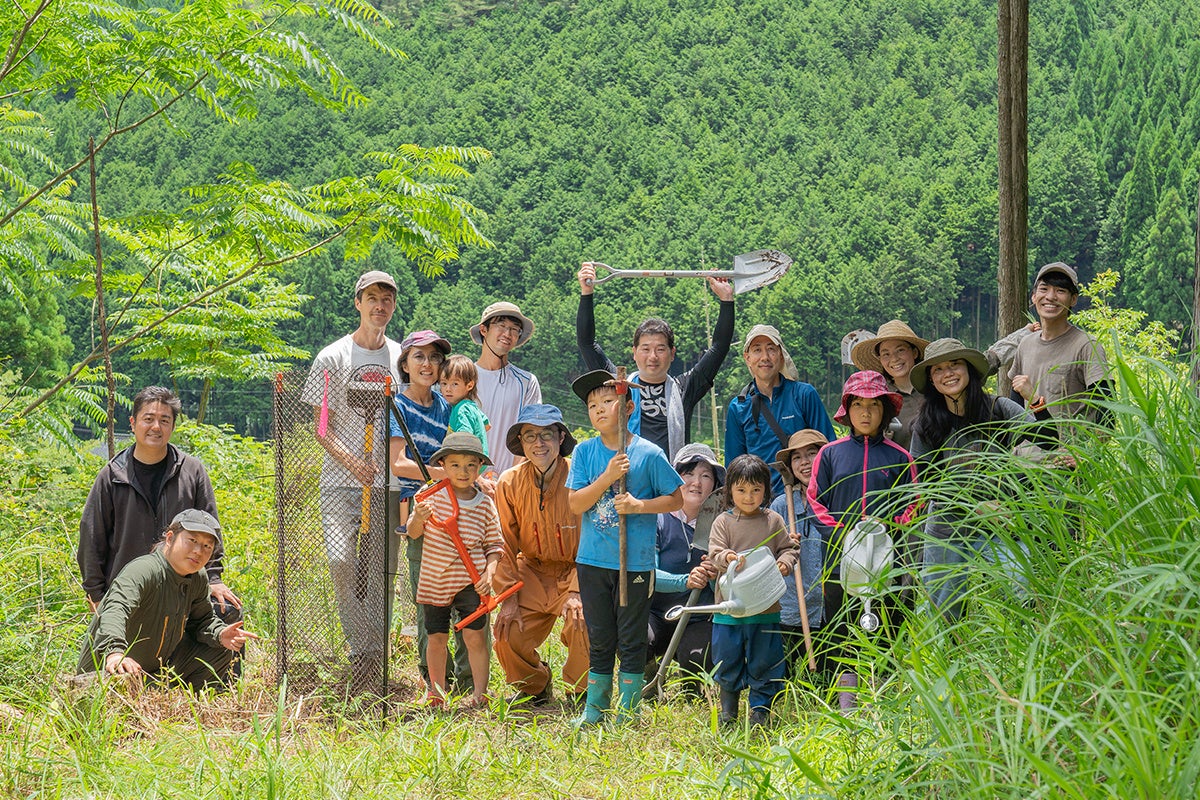 はちみつ屋の森づくり。「誰もが気軽に遊びにいけるビオトープ」を目指し生態系をデザインする「広葉樹12種・...