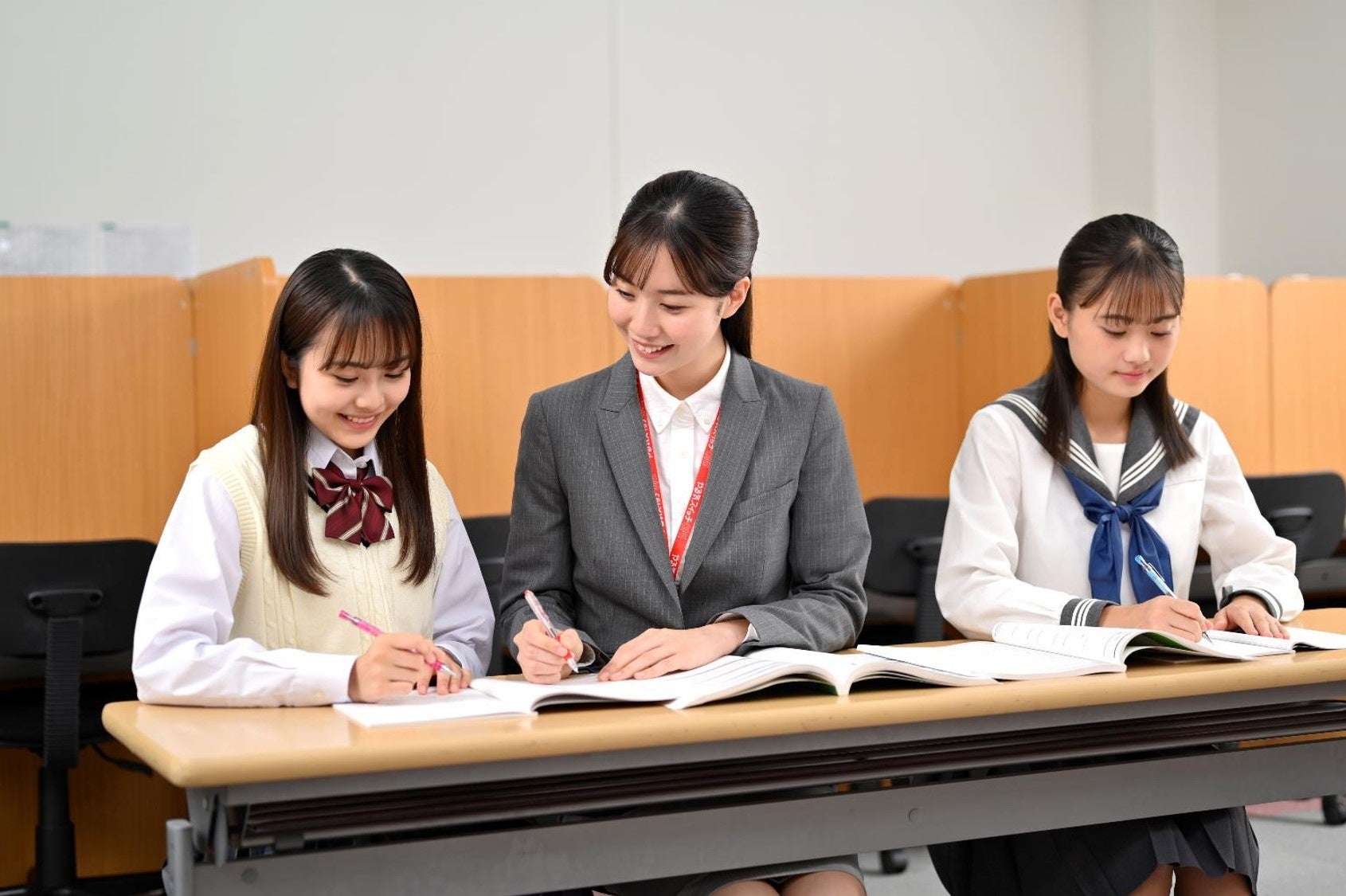 ～やる気スイッチグループ 夏休みに関する親子アンケート～ 今年の夏、小学生の約３人に１人は「独り夏」(※1)...