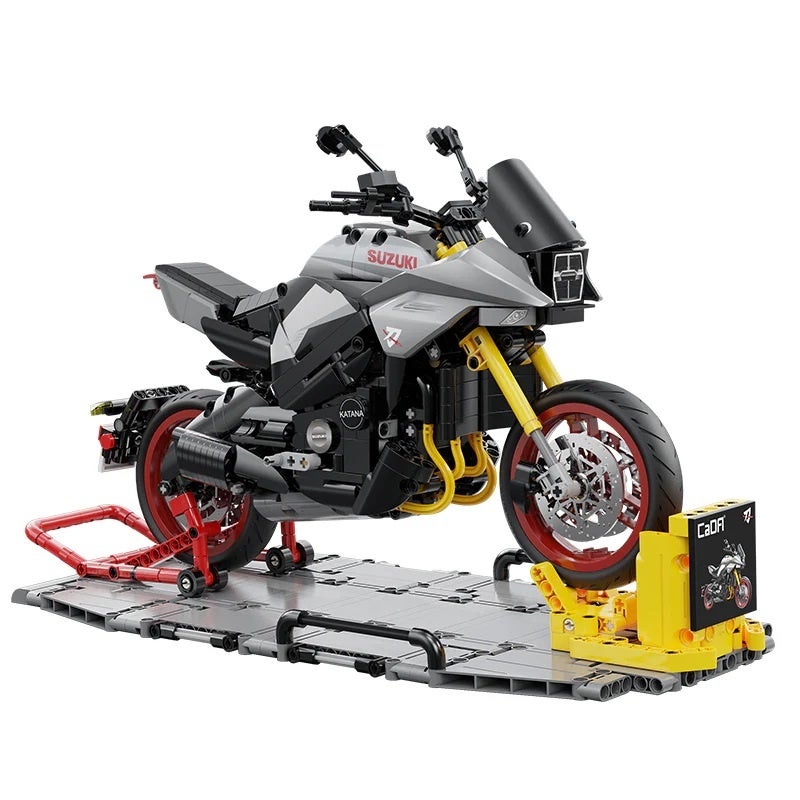 組み立てる『SUZUKI KATANA ブロック』が成田空港に登場