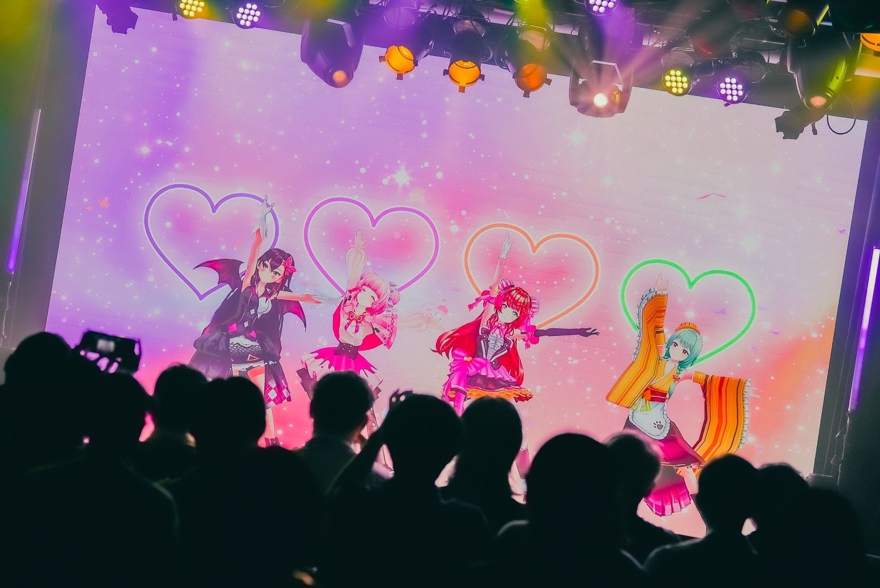 【ライブレポート】バーチャルアイドル「SO.ON project LaV」初のリアルワンマンライブ