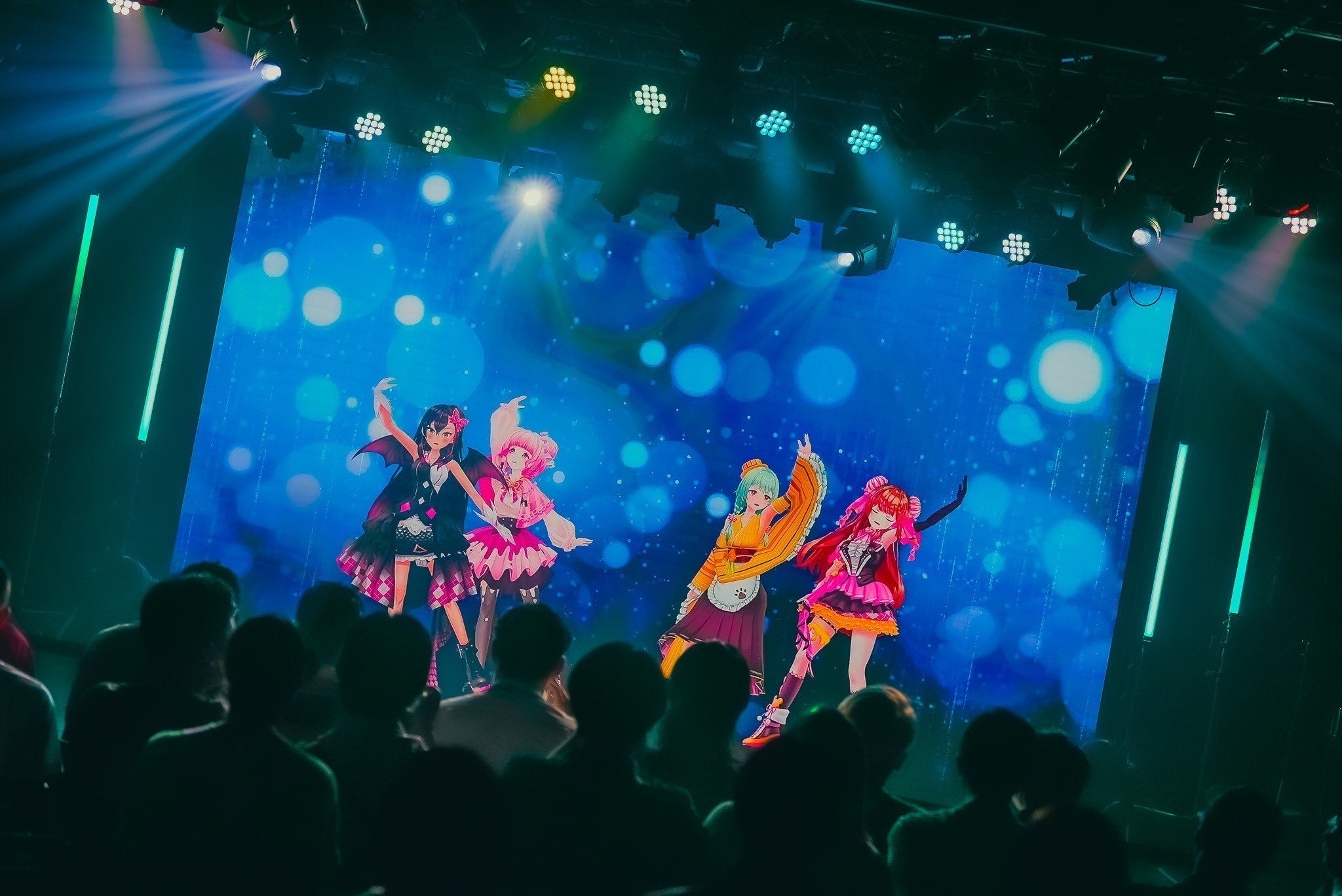 【ライブレポート】バーチャルアイドル「SO.ON project LaV」初のリアルワンマンライブ