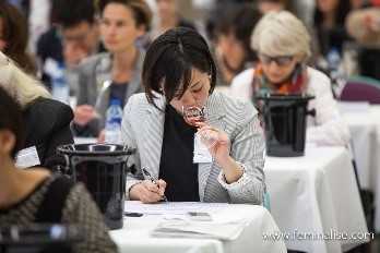世界の女性ワイン専門家に選ばれた日本のワイン・リキュール・日本酒・蒸留酒・シードル・ビールはこれだ！「...