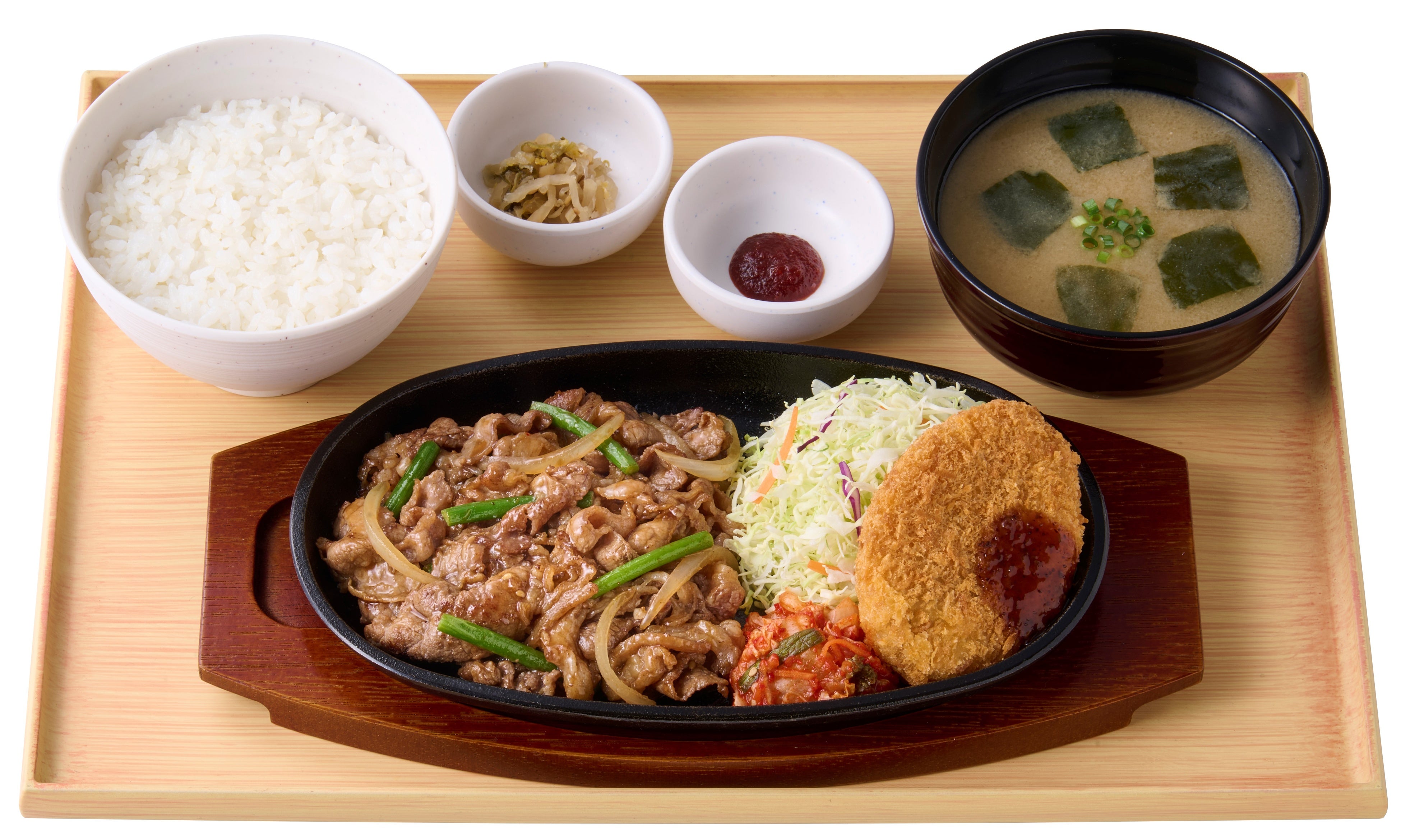 牛カルビ焼肉とコロッケの定食 1,120円