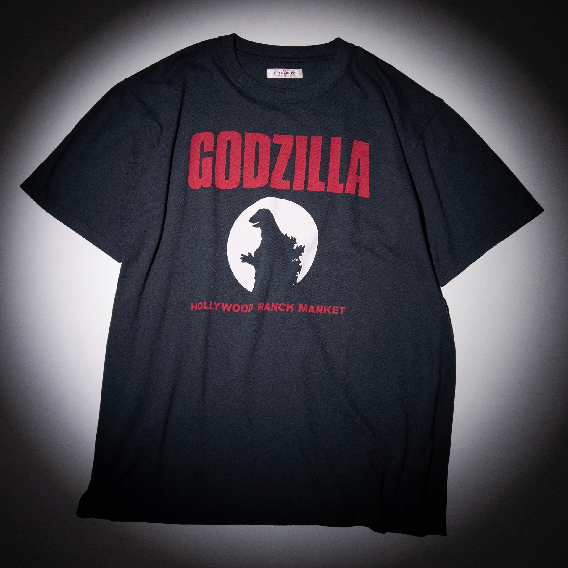 「GODZILLA」と「HOLLYWOOD RANCH MARKET」との初となるコラボレーションアイテムを発売！