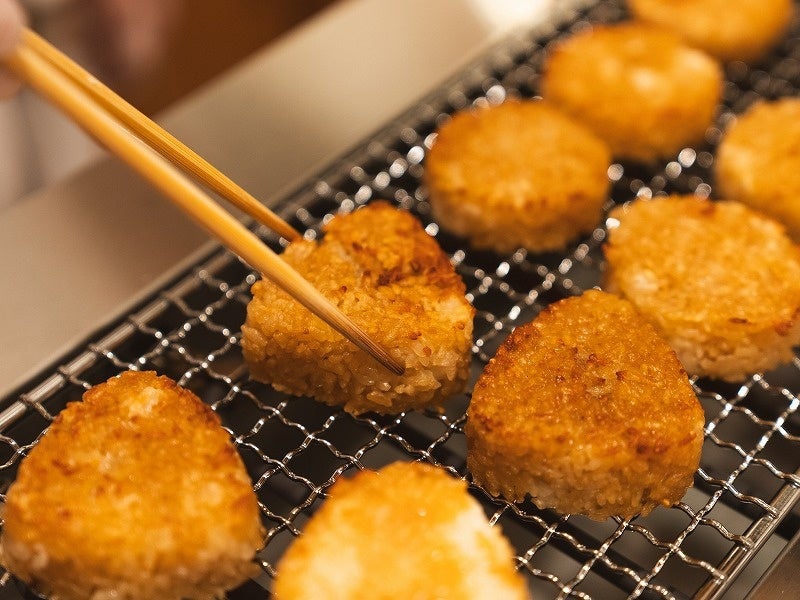 【山形名物 芋煮を世界へ発信】かみのやま温泉 日本の宿古窯の朝食ビュッフェがリニューアル！年間8万人以上...