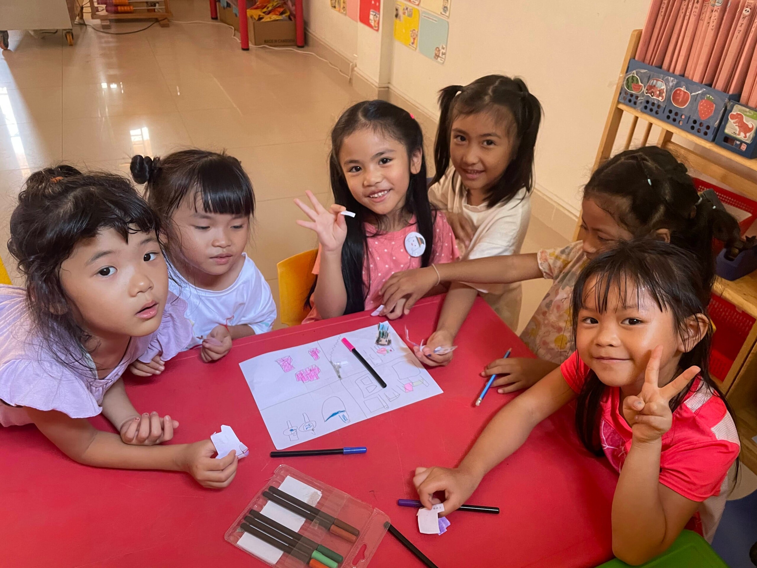 カンボジアの子どもたちへ“安心＆安全な学びを” スクールバス購入