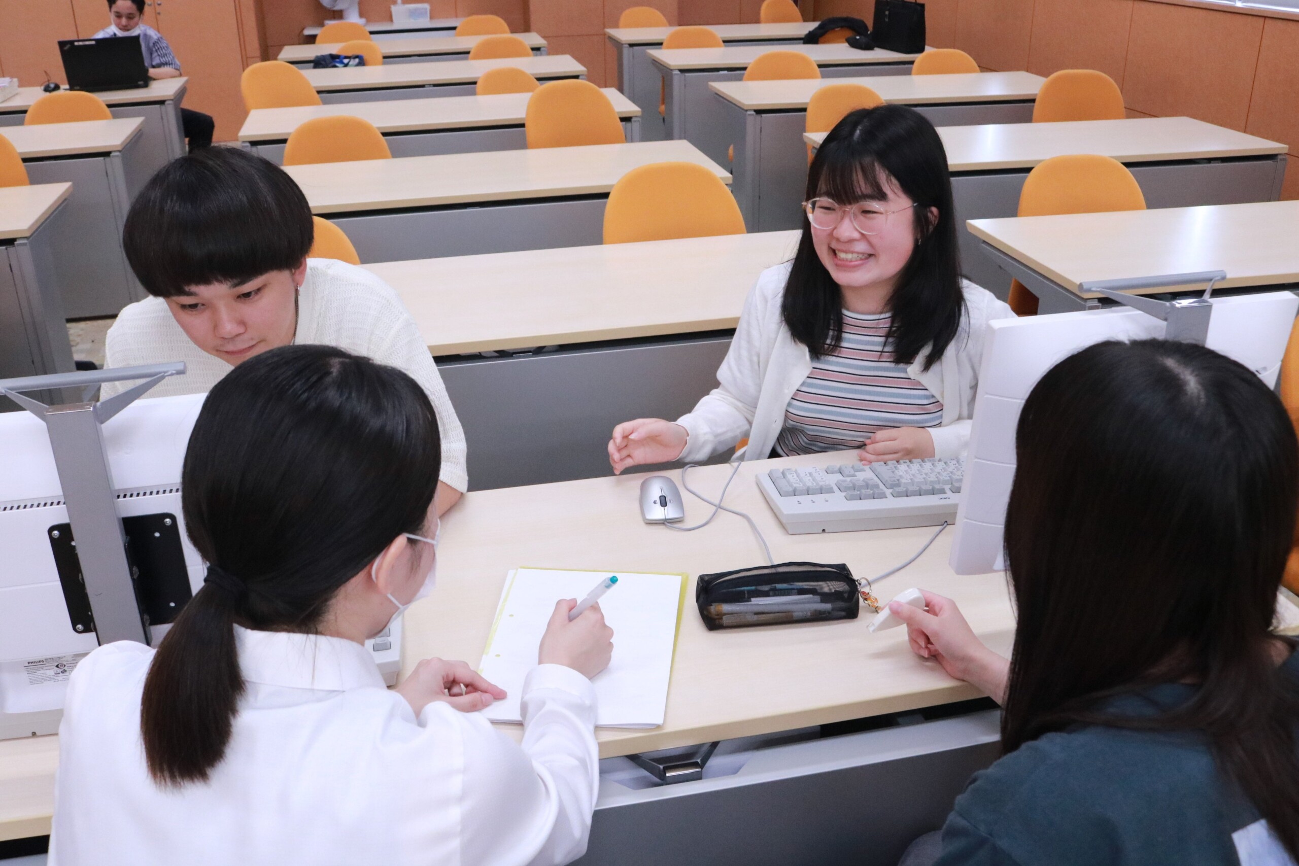 【京都栄養医療専門学校】授業紹介-「ゼミ研究」~診療情報管理士の未来に向けて~