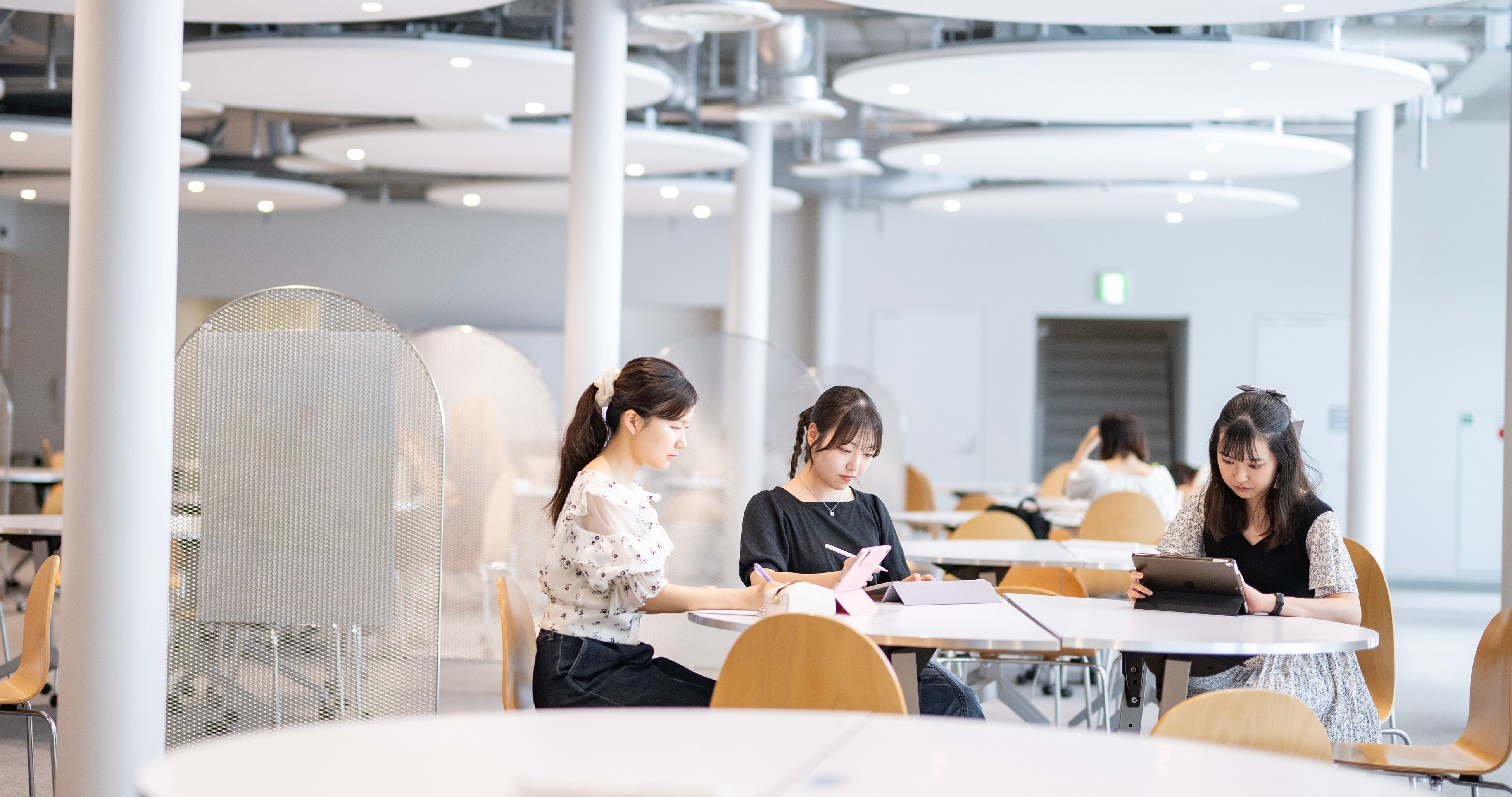 日本女子大学文学部2学科の名称変更を予定