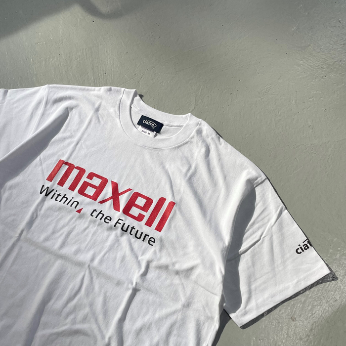 マクセルと「ciatre」がコラボレーション「maxell」ブランドロゴがTシャツ・キャップ・ゲームシャツに採用