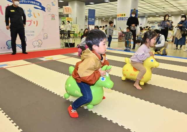 京都最大級の夏休み親子イベント「みやこめっせ de わいやーかーにばる〈きっず★うんどうかい＆わいわい電車...