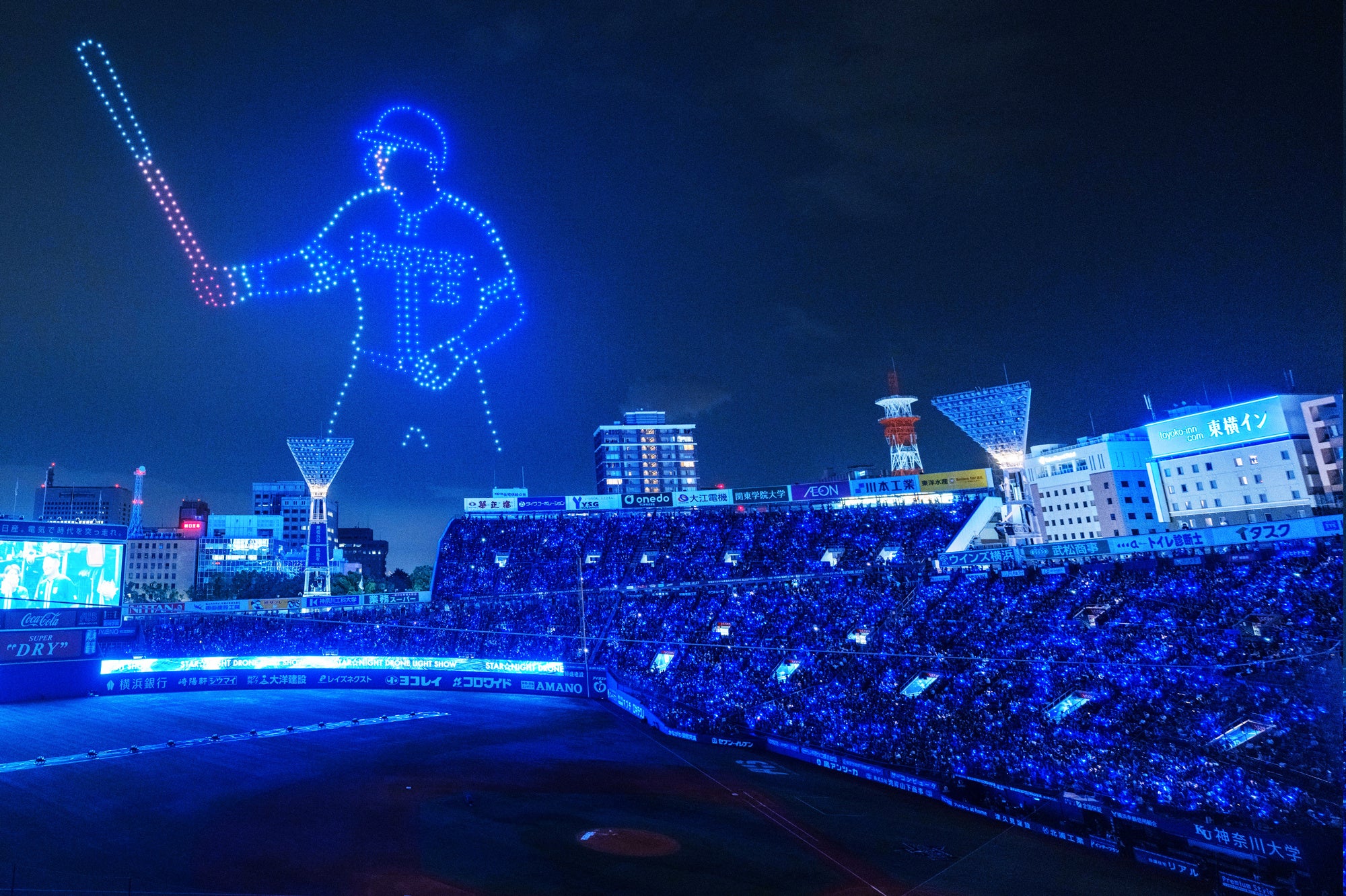 日本プロ野球過去最大の500機ドローンショー！横浜DeNAベイスターズ主催『STAR☆NIGHT DRONE LIGHT SHOW』で、...