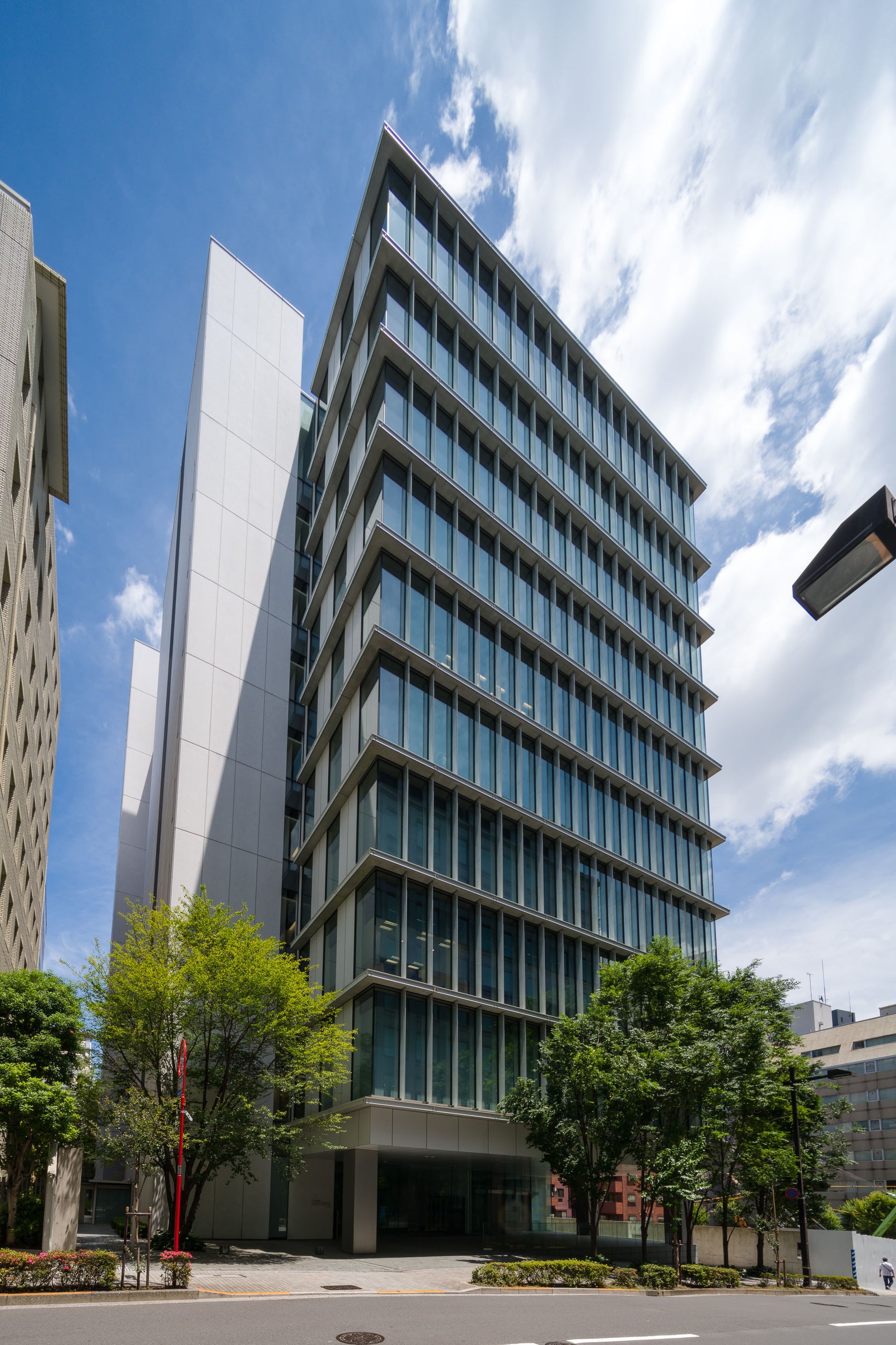 新宿三葉ビルが再エネ100％へ　　　　　　　　　　　　　　　　　三葉グループ全ての所有ビルの使用電力がCO2...