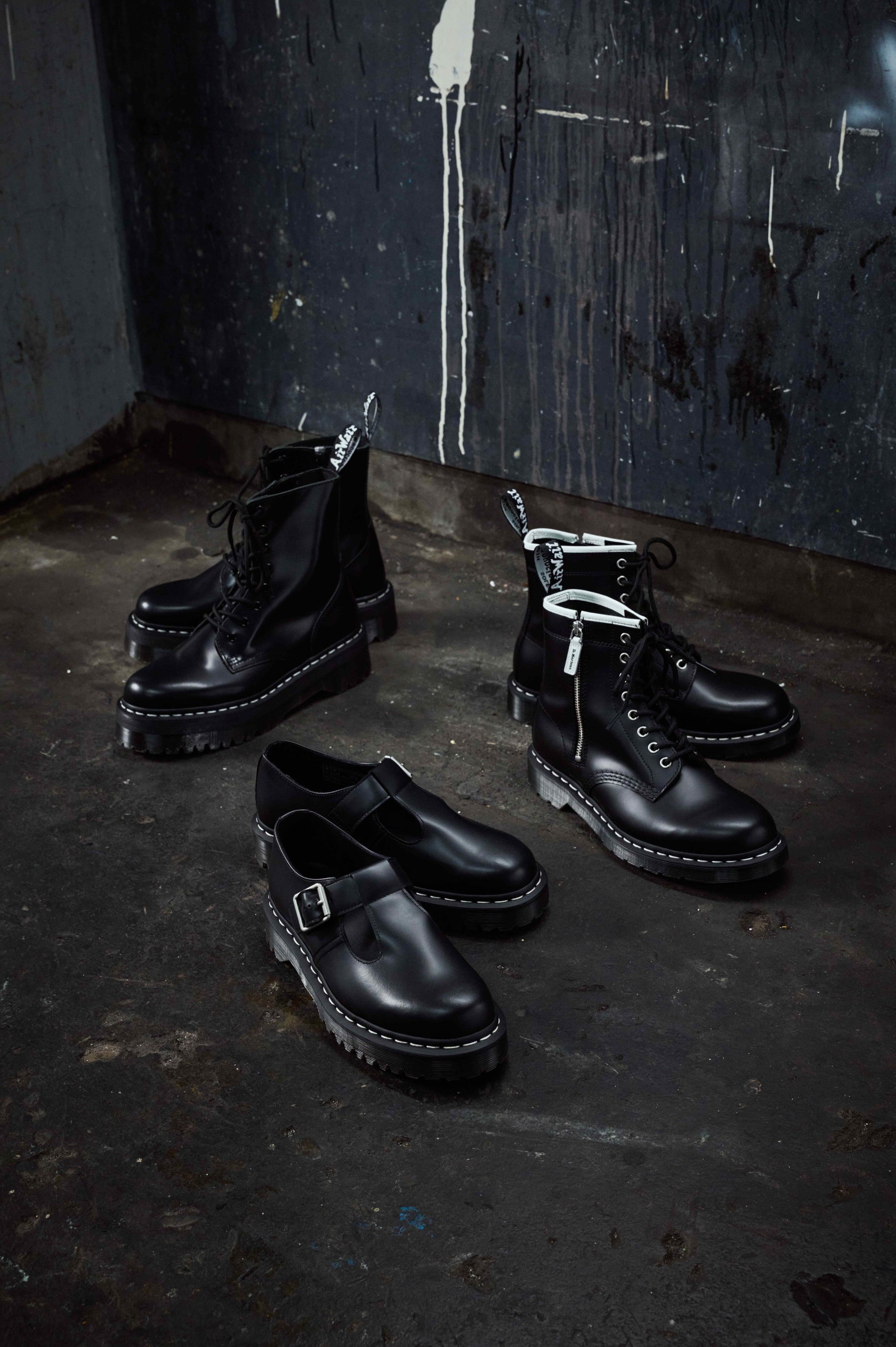 Dr. Martens から日本限定モデルを含む 秋の最新作「ホワイトステッチコレクション」が 7 月 19 日(金)より発...