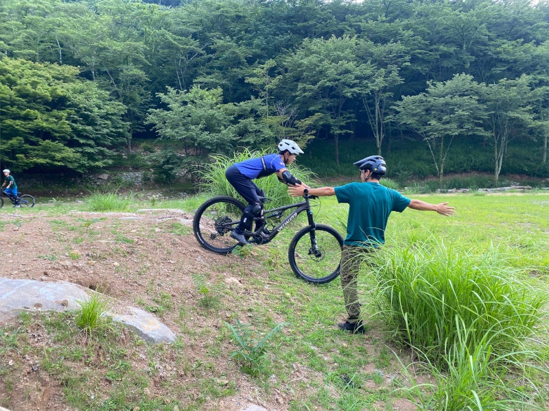 山梨県立「武田の杜保健休養林 健康の森」に山梨県として初となる総合マウンテンバイクエリアが甲府中心部の...