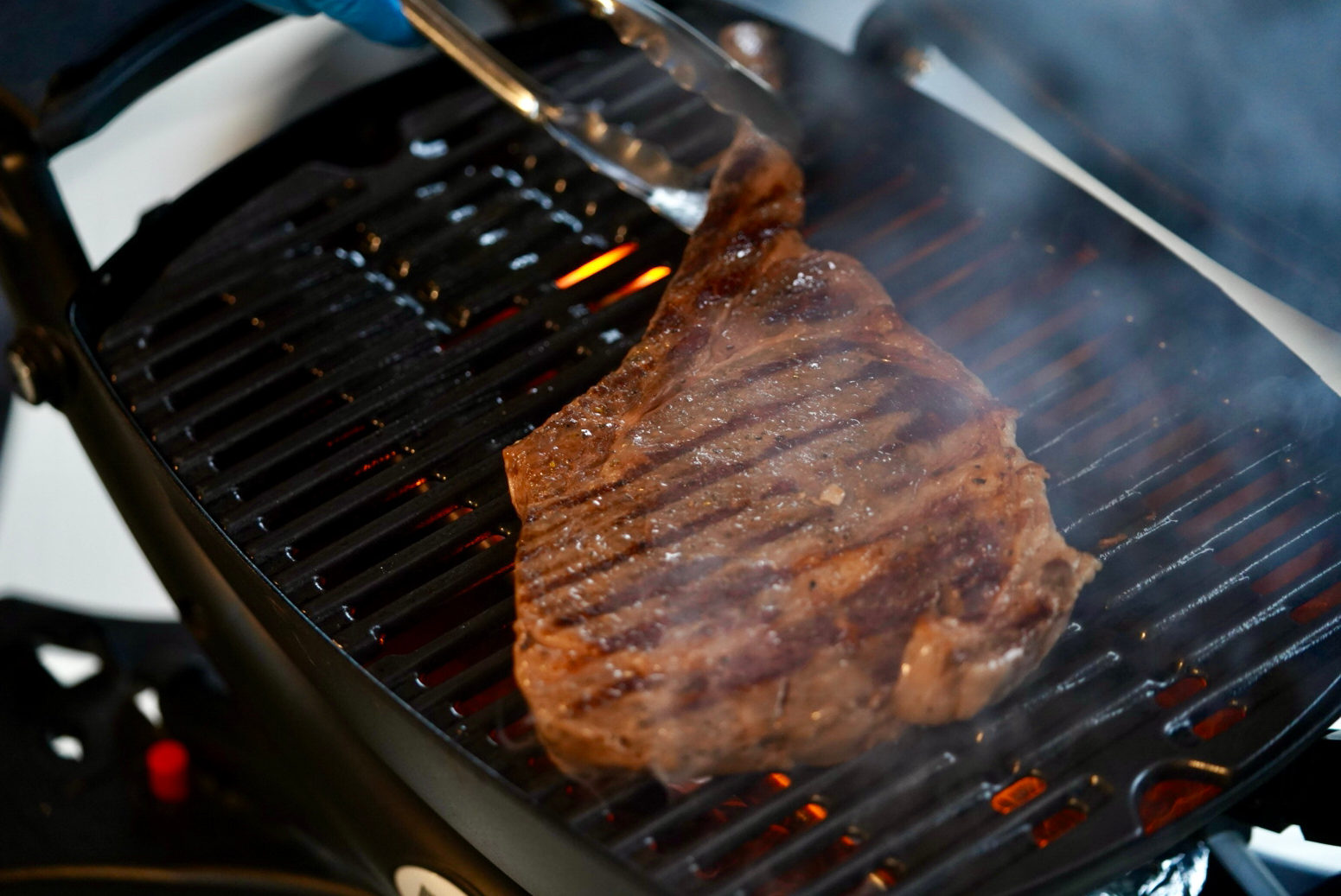 「赤身肉が旨い！」紀州和華牛のトマホークステーキを、グランピングBBQで食べられるアップグレードプランを...