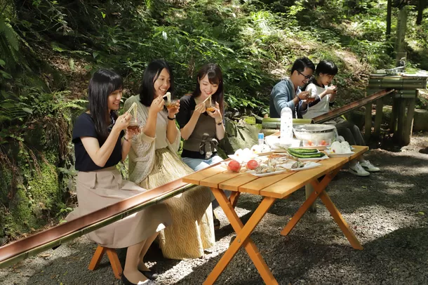 岡山「山乗渓谷そうめん流し 涼水亭」が5年ぶりに営業再開し
7月13日リオープン　神秘的な渓谷とこだわりの料理を楽しむ