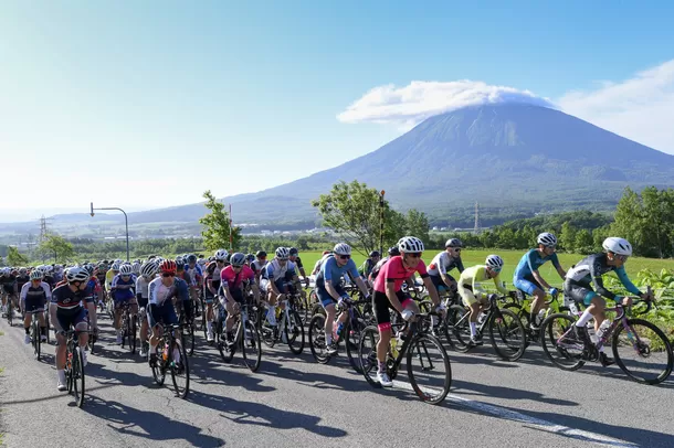 アマチュア自転車競技の最高峰、
UCI グランフォンド・ワールドチャンピオンシップ　
2026年に北海道ニセコで開催決定！