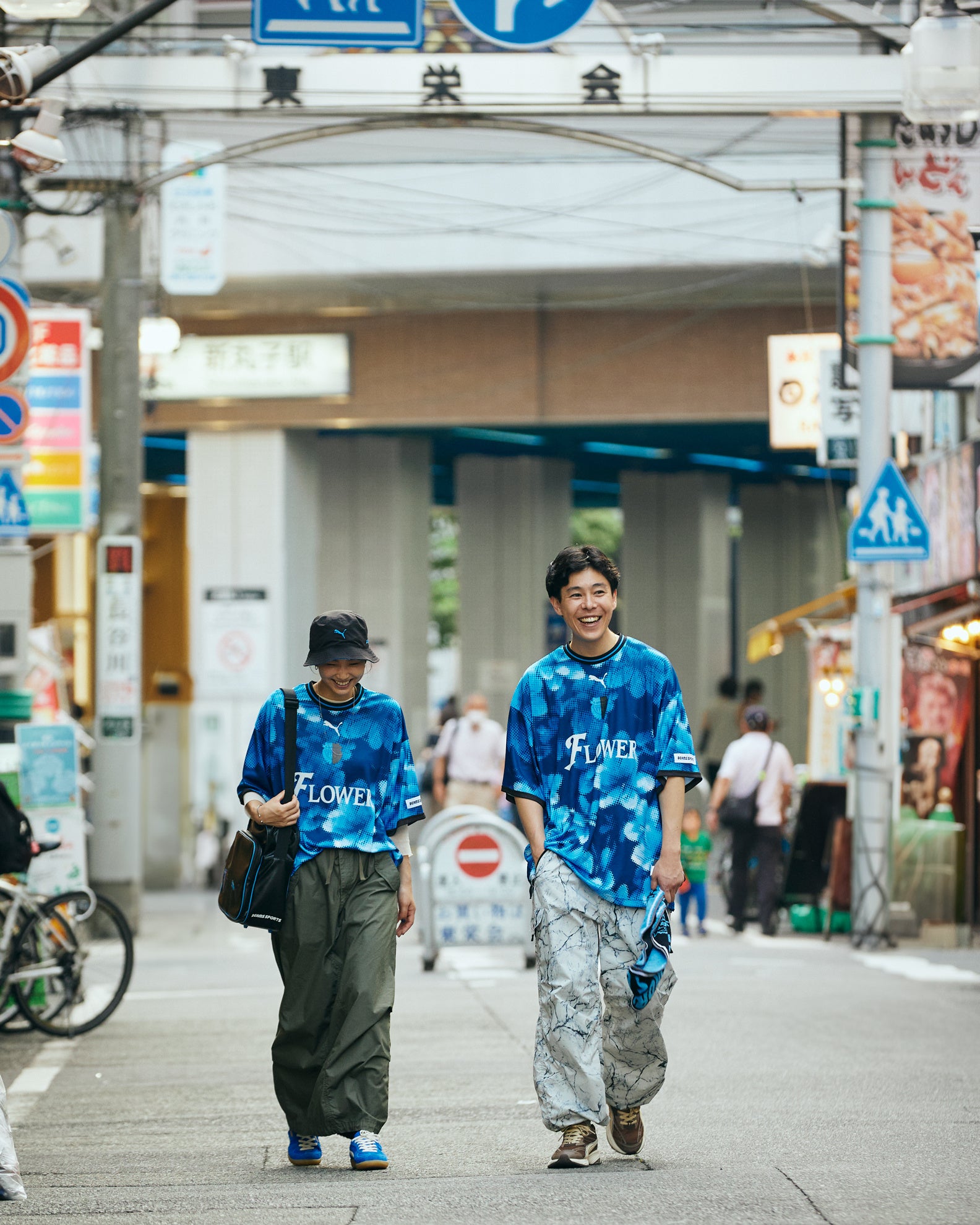 BEAMS SPORTSが川崎フロンターレとPUMAとともに、川崎フロンターレのサポーターの為に製作したアパレルコレク...