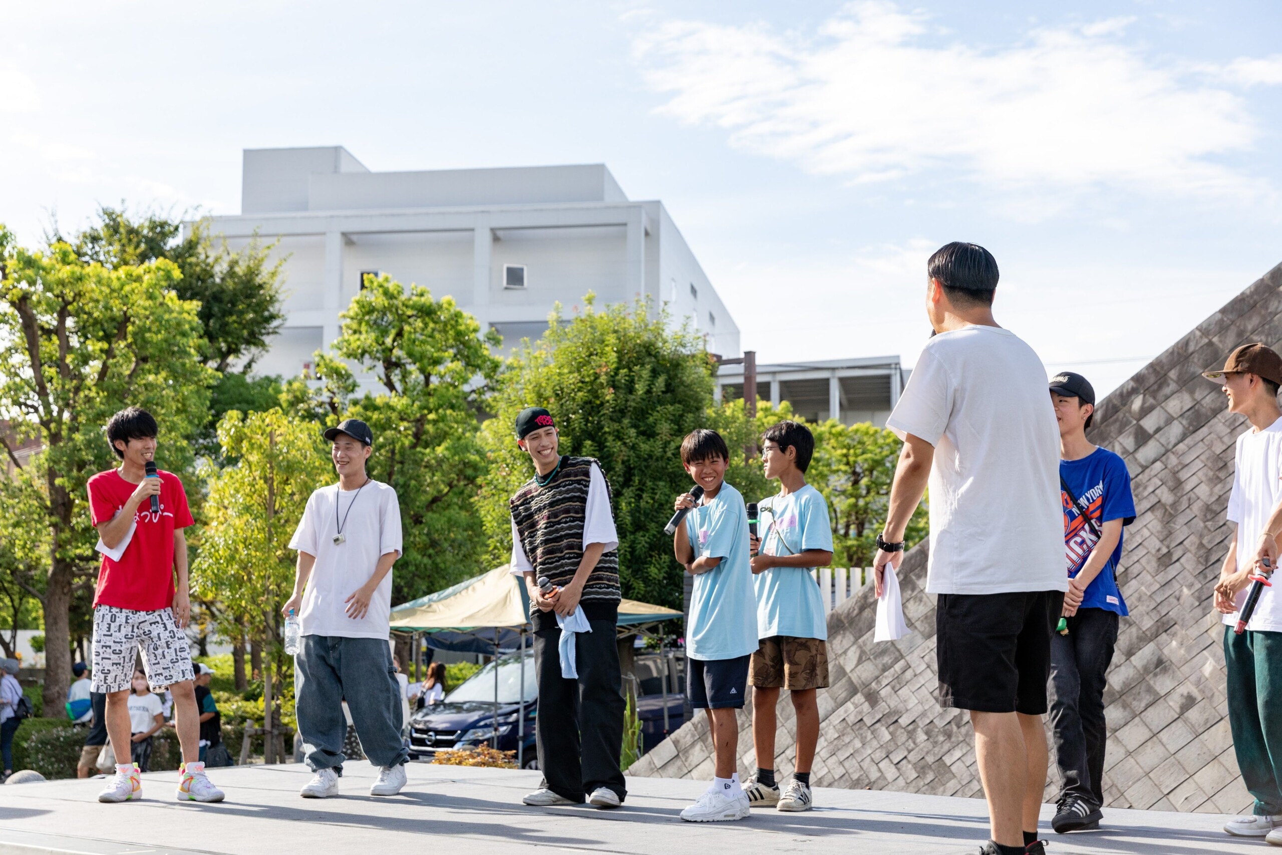 世田谷でハイタッチの嵐？！ 学生と地域が一体となる夏祭り。用賀サマーフェスティバル2024、8月24・25日に開...