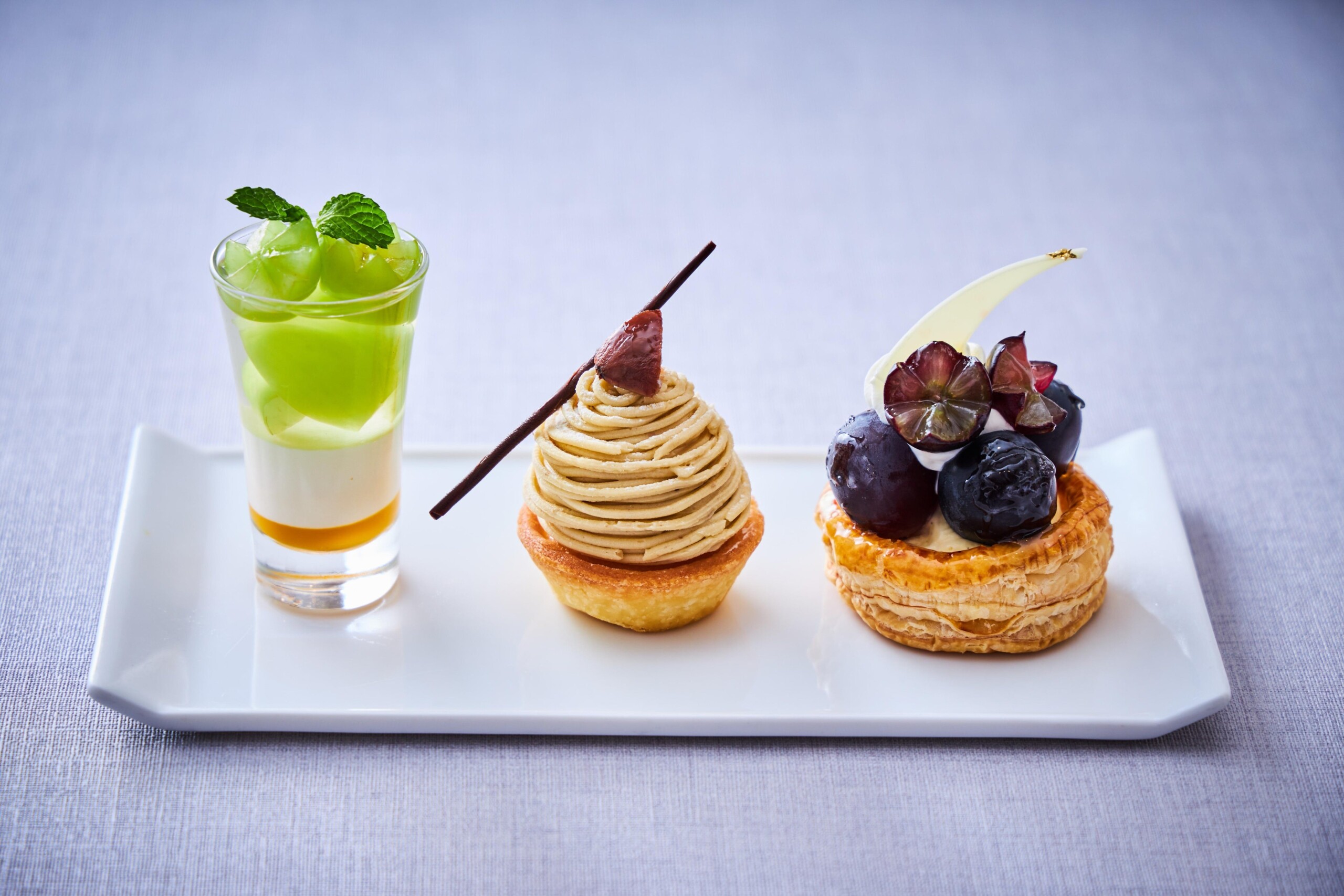 【ホテルメトロポリタン】メザニンラウンジ「すずかけ」　「Seasonal Dessert Set」と「Squash Fair」