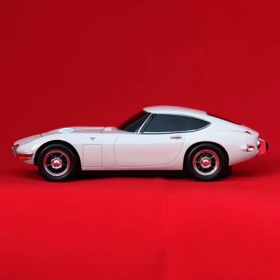 ⚫︎2000個限定⚫︎「TOYOTA 2000GT」型 Bluetoothマウス、一般販売を開始。（2024年8月26日〜）