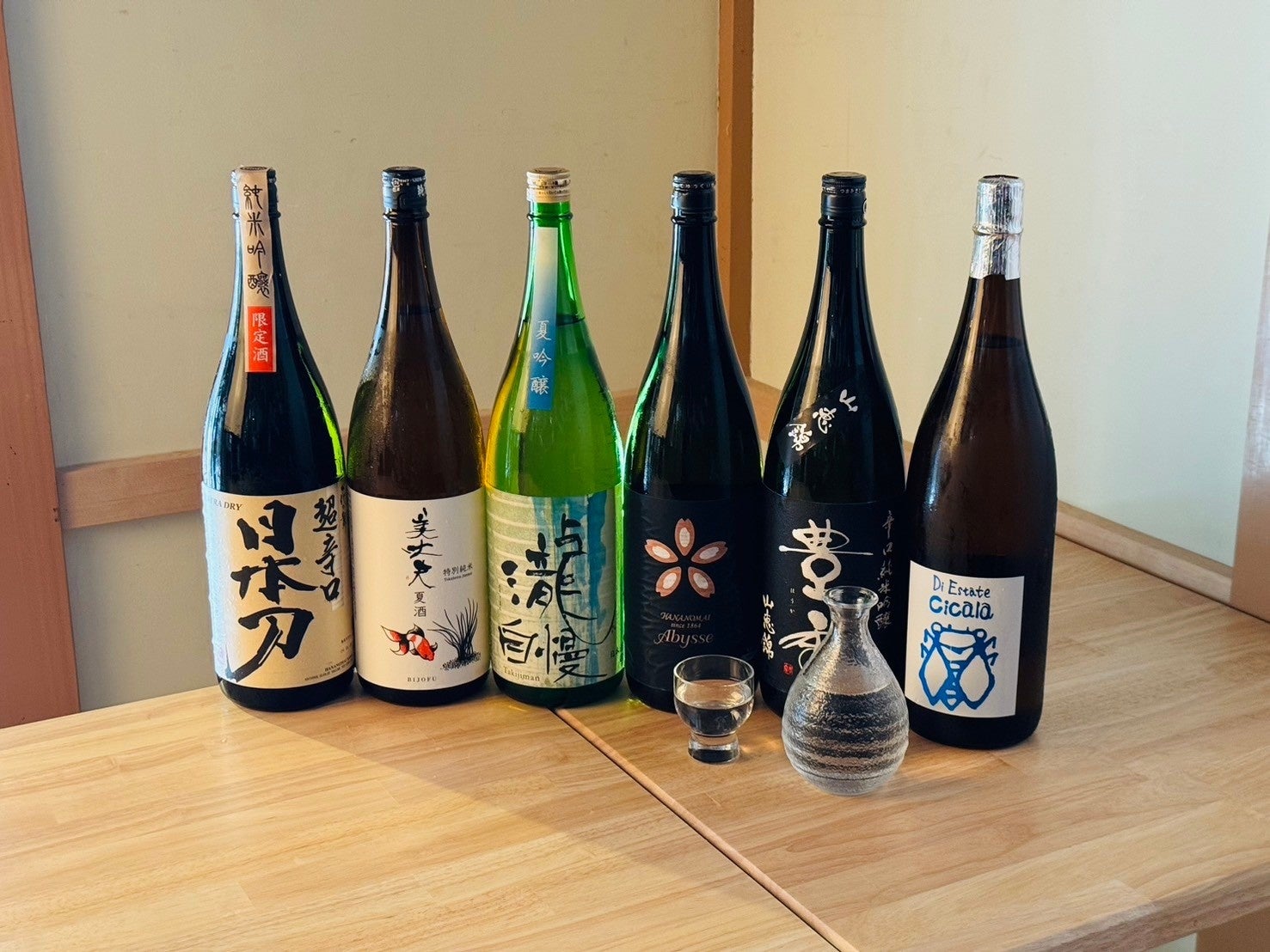 店主のこだわりが垣間見える日本酒のラインナップ