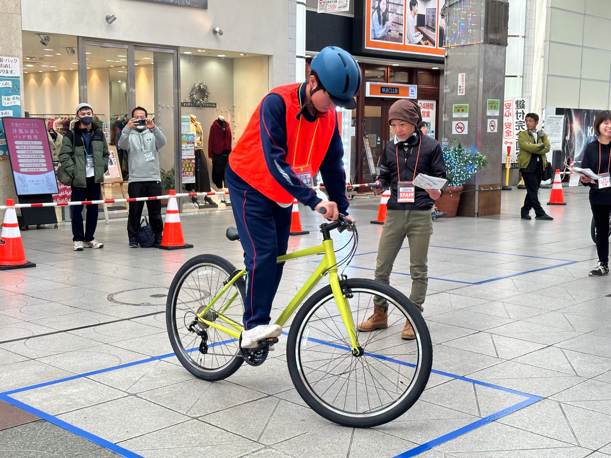 🚲自転車甲子園って？ ヘルメットの正しい着用をチェック！