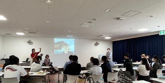 医学生が外部実習で介助犬について学ぶ（愛知県長久手市）