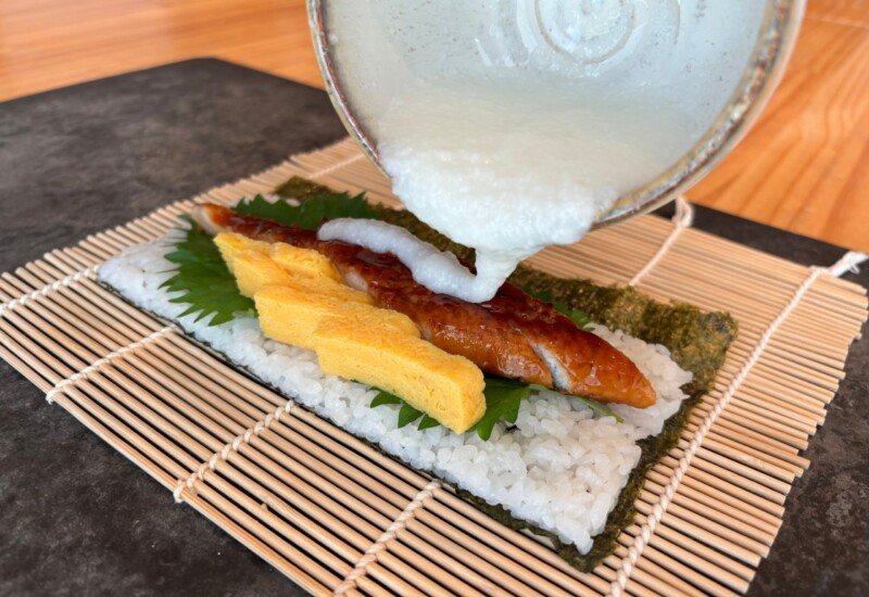 猛暑を乗り切る！細巻き寿司の体感型レストラン【COIL】が、夏バテ解消に最適と言われている「うなとろ」を、...