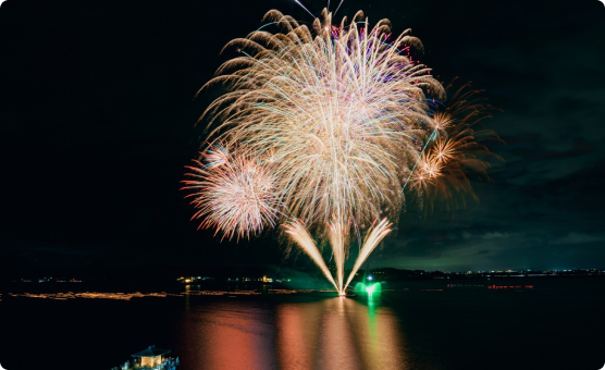 石川県・加賀市片山津で花火×ドローン×和太鼓のサマーナイトイベントを開催！真夏の夜空を彩る300機のドロー...