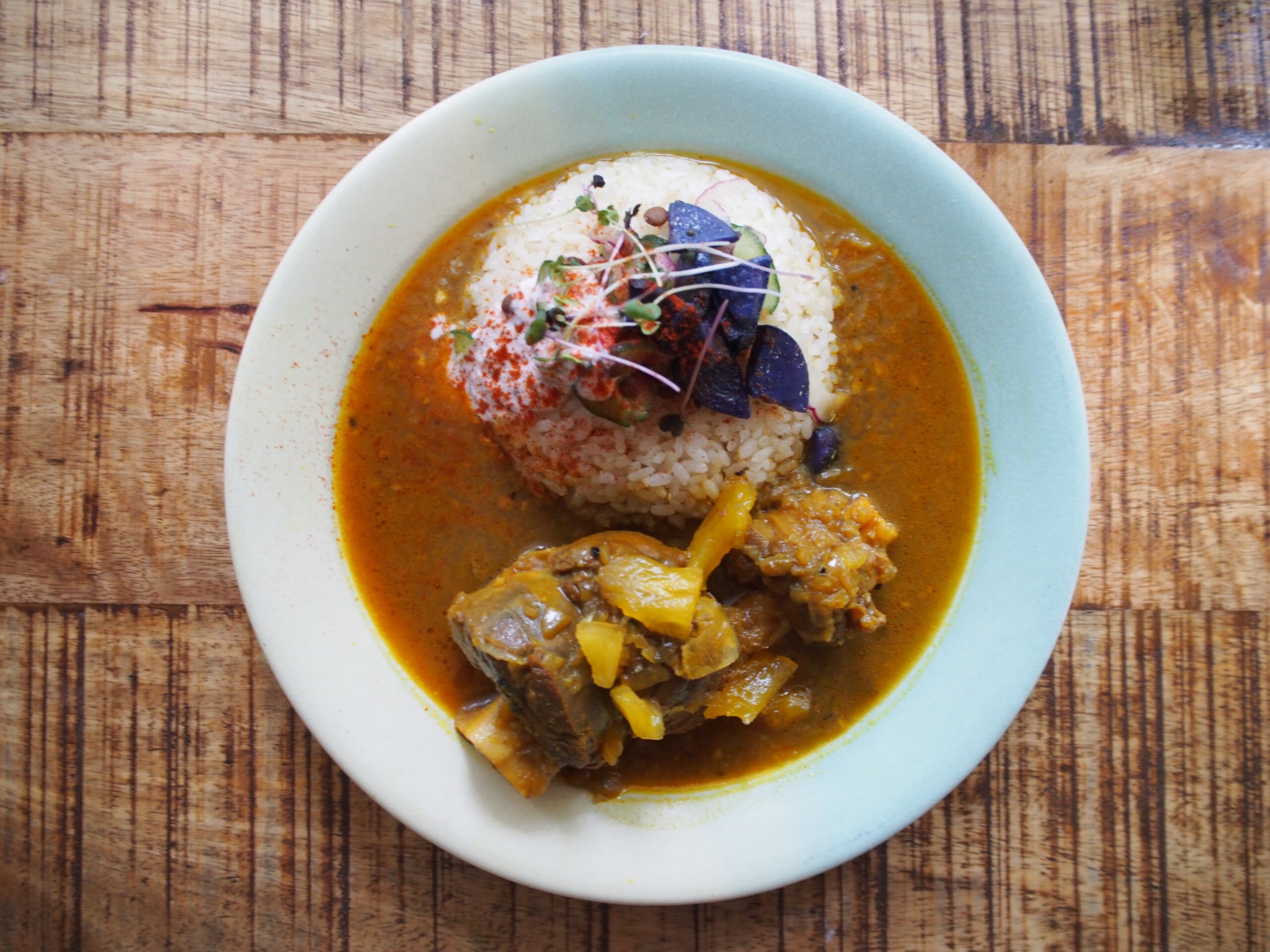 デパ地下から芳ばしいスパイスの香り！インドカレーやスリランカカレー、創作カレーなど、暑い夏に食べたい個...