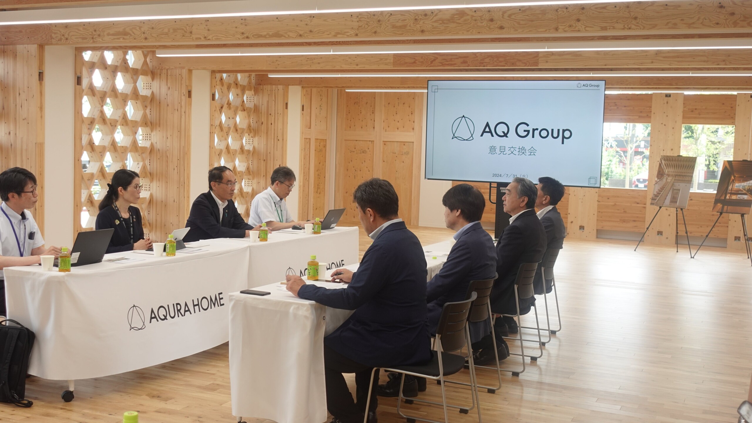 大野元裕埼玉県知事が本社純木造ビル完成後、初来社　　　　　　　AQ Groupは「SＤＧｓ未来都市」埼玉県に一...