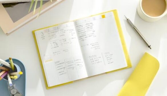 「１年を晴れにする手帳」SUNNY SCHEDULE BOOK 2025 8/30(金)WEB先行予約開始、9/23(月)店頭発売