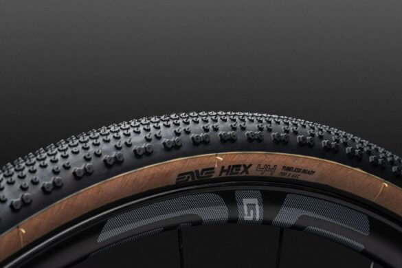 ENVE（エンヴィ）初のグラベルタイヤ 「HEX」が発表